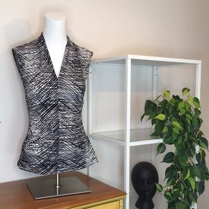 LAST CHANCE ✨ Vince camuto | Sleeveless top